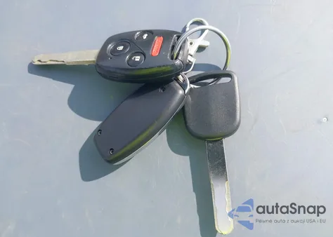 2009 Honda Accord 3.5 Ex-L from USA, damaged, VIN 1HGCP36889A043808